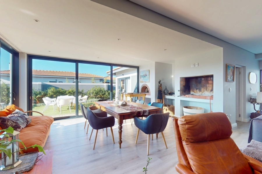 4 Bedroom Property for Sale in Langebaan Country Estate Western Cape